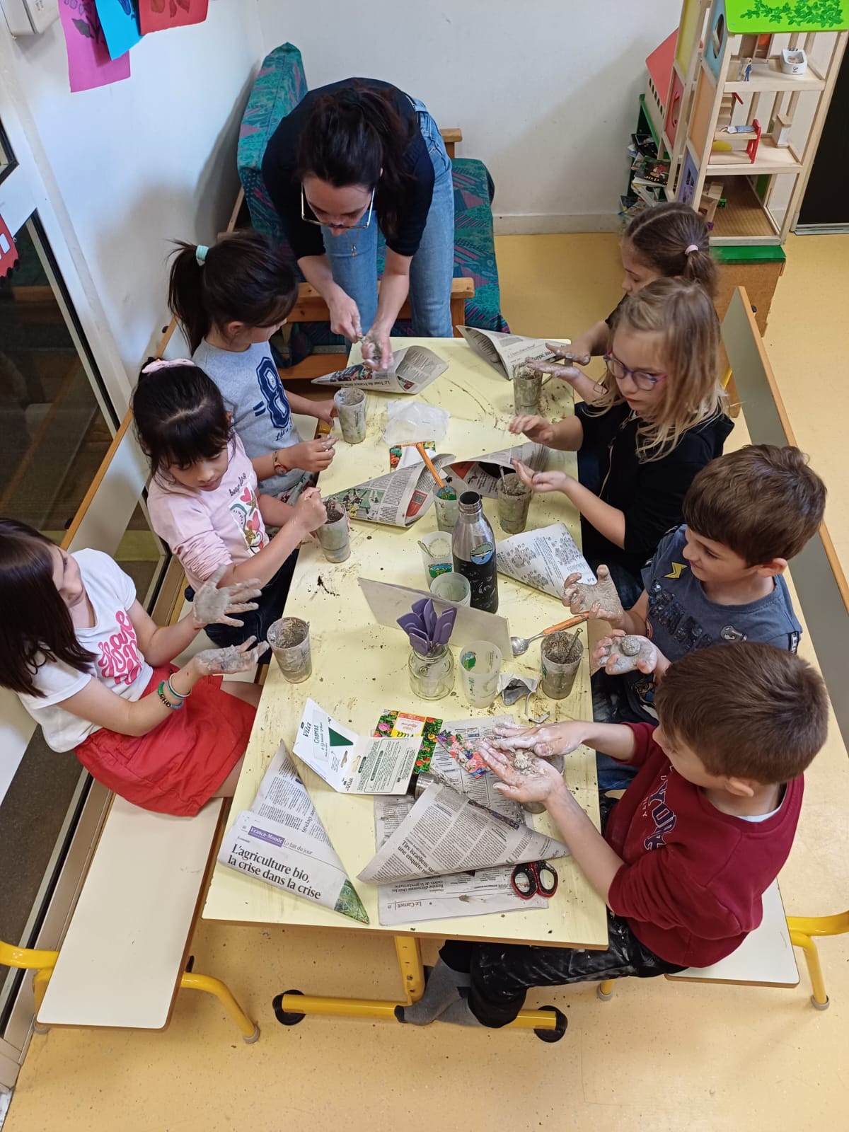 Atelier “boules à graines” au Croc Loisirs